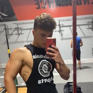 Meet your Posher, Tyler